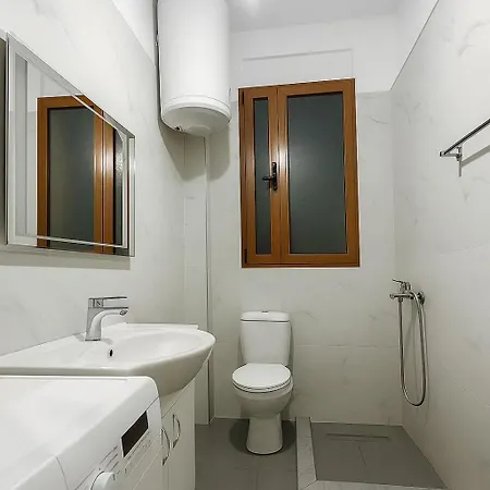 Trumpets Τίρανα